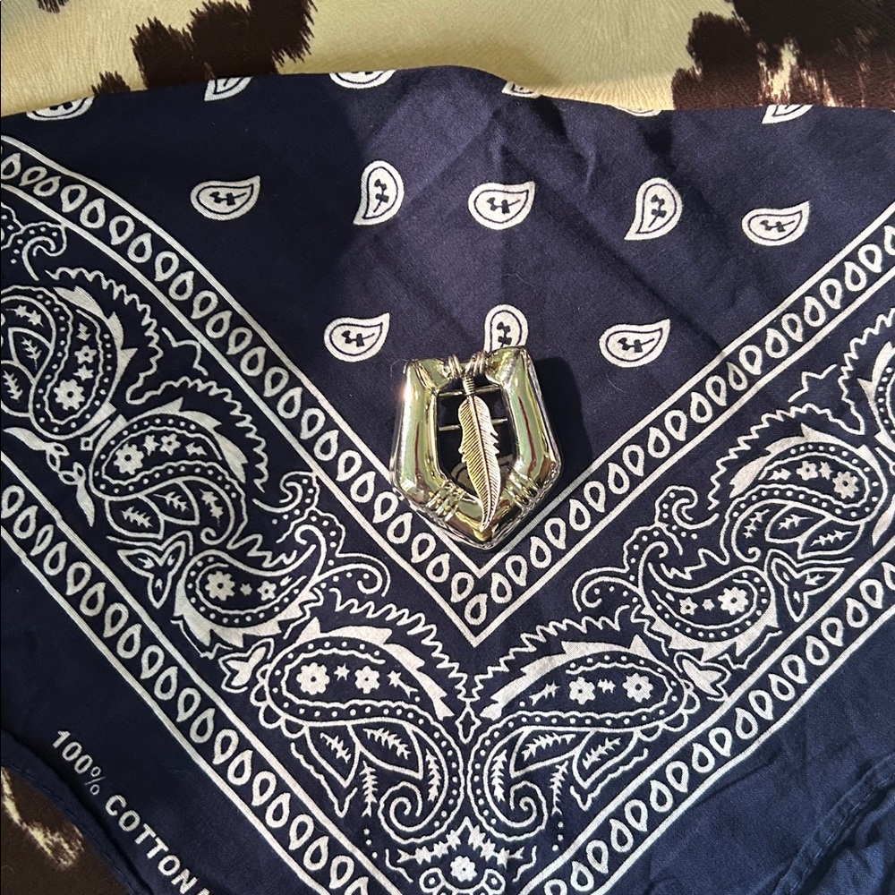 OOAK Vintage Western Buckle Slide with Bandana Scarf - Picture 6 of 7